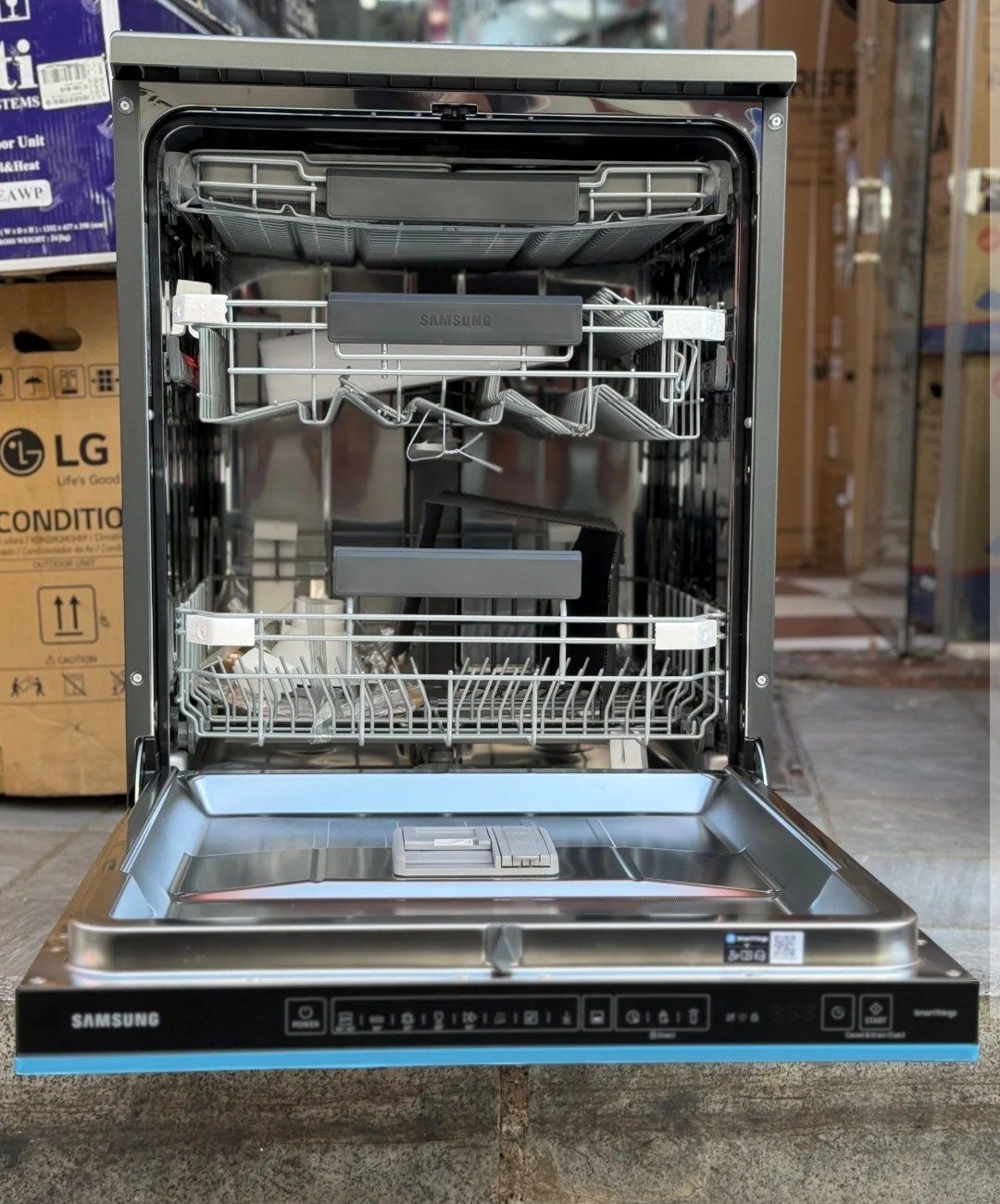 ماشین ظرفشویی سامسونگ 14 نفره مدل DW60A8050FG - تصویر 4